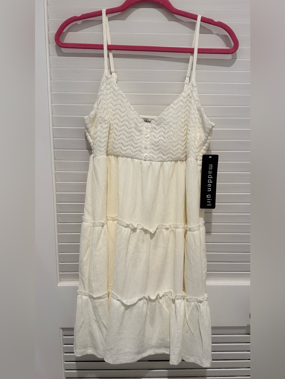 Madden Girl Cream Tiered Spaghetti-Strap Sundress
